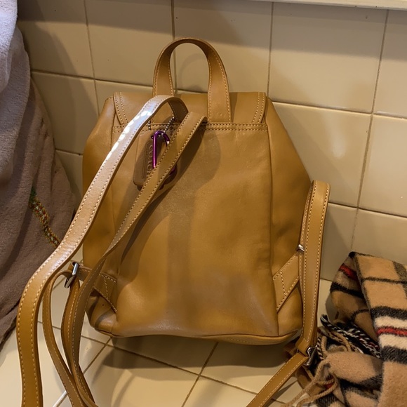 Coach F3W 9858 Legacy Leather Drawstring Backpack - Picture 5 of 12